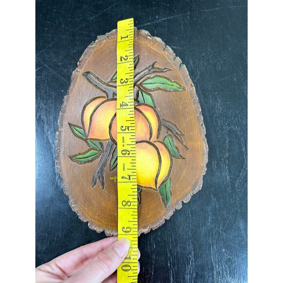 Vintage- Wood Chip- Wall Art- Peaches- Painted- signed wfs- some wear rustic - Picture 4 of 7